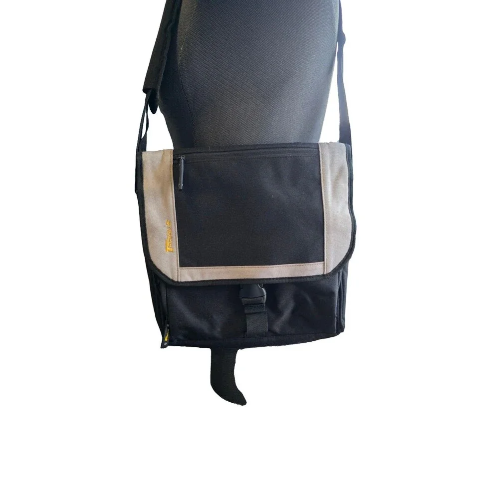 Targus messenger bag